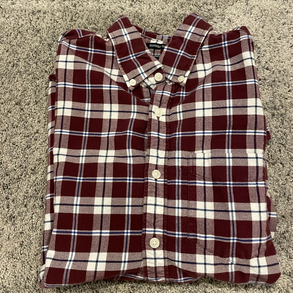American Eagle men’s plaid button down size S